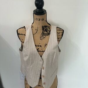 I.N. Studio Beige and White Striped Vest